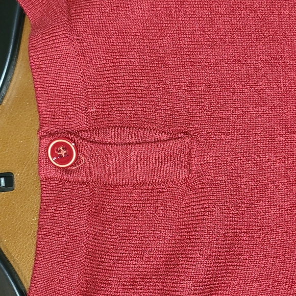 Talbots, Pullover Sweater, Faux pockets and one Button Closure. - Picture 4 of 5